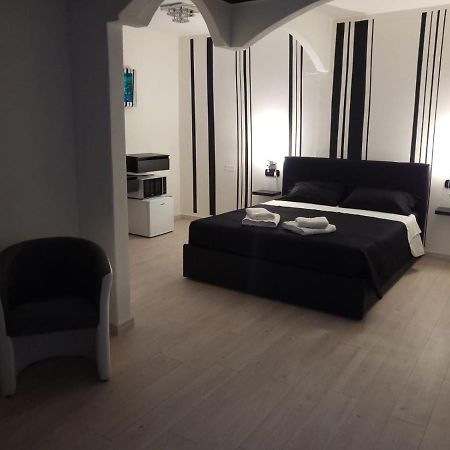 Come Per Incanto Rooms Bosa Bagian luar foto